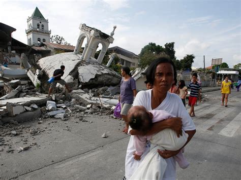 earthquake now in philippines.